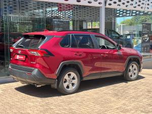 Toyota RAV4 2.0 GX - Image 2