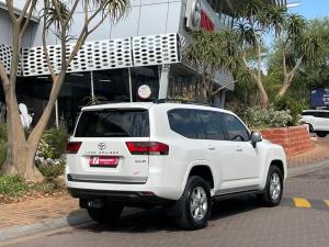 Toyota Land Cruiser 300 3.3D GX-R - Image 2