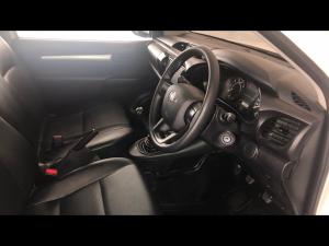 Toyota Hilux 2.4GD single cab S - Image 10