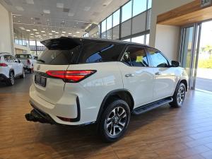 Toyota Fortuner 2.8GD-6 VX - Image 2