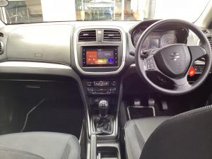 Suzuki Vitara Brezza 1.5 GL - Image 5