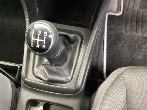 Suzuki Vitara Brezza 1.5 GL - Image 9