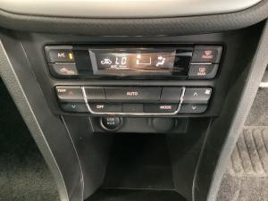Suzuki Vitara Brezza 1.5 GL - Image 12