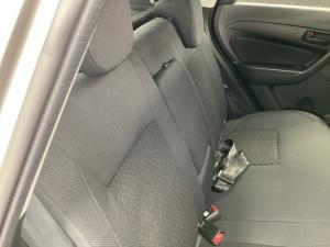 Suzuki Vitara Brezza 1.5 GL - Image 14