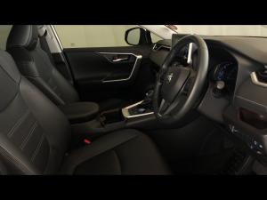 Toyota RAV4 2.5 Hybrid VX E-Four - Image 10