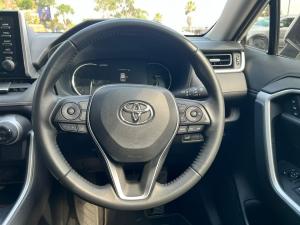 Toyota RAV4 2.0 VX - Image 8