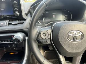 Toyota RAV4 2.0 VX - Image 9