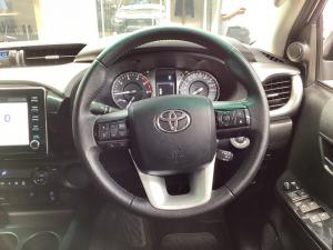 Toyota Hilux 2.8GD-6 48V double cab Raider - Image 8