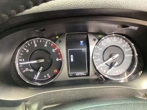 Toyota Hilux 2.8GD-6 48V double cab Raider - Image 10