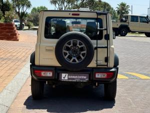 Suzuki Jimny 1.5 GLX AllGrip 3-door manual - Image 5