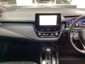 Toyota Corolla hatch 1.8 Hybrid XR - Image 14