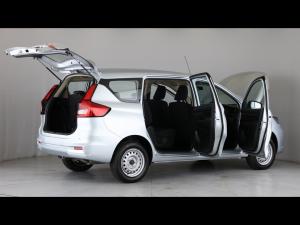 Toyota Rumion 1.5 S - Image 29