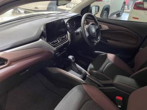 Toyota Starlet Cross 1.5Xs automatic - Image 5