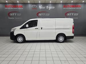 Toyota Quantum 2.8 LWBP/V - Image 10