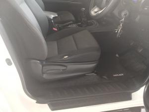 Toyota Hilux 2.4 GD-6 RB SRXS/C - Image 16