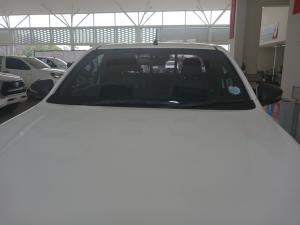 Toyota Hilux 2.8 GD-6 RB Legend 4X4E/CAB - Image 12