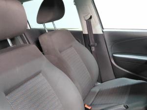 Volkswagen Polo Vivo 1.4 Trendline - Image 7