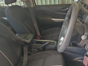 Nissan Terra 2.5D XE automatic - Image 10