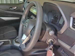 Nissan Terra 2.5D XE automatic - Image 9