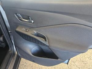 Nissan Magnite 1.0 Visia - Image 12