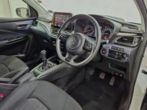 Suzuki Baleno 1.5 GLX manual - Image 5