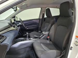 Suzuki Baleno 1.5 GLX manual - Image 6