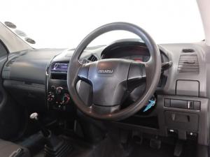 Isuzu D-Max Gen 6 250c single cab Fleetside - Image 7