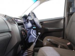 Isuzu D-Max Gen 6 250c single cab Fleetside - Image 8