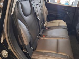 Mahindra XUV700 2.0T AX7L Black Edition - Image 8