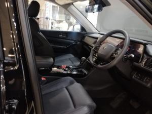 Mahindra XUV700 2.0T AX7L Black Edition - Image 7