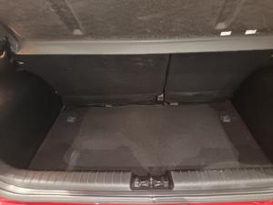 Hyundai Grand i10 1.0 Executive hatch - Image 5