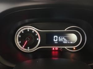 Hyundai Grand i10 1.0 Executive hatch - Image 7