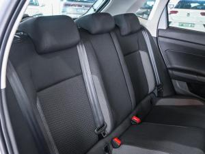 Volkswagen Polo hatch 1.0TSI Life auto - Image 13