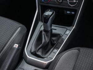 Volkswagen Polo hatch 1.0TSI Life auto - Image 1