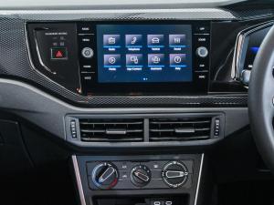 Volkswagen Polo hatch 1.0TSI Life auto - Image 2