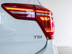 Volkswagen Polo hatch 1.0TSI Life auto - Image 11