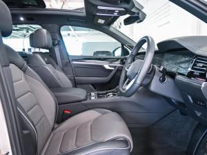 Volkswagen Touareg V6 TDI R-Line - Image 11