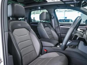 Volkswagen Touareg V6 TDI R-Line - Image 13