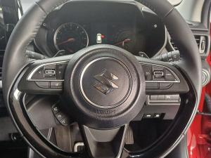 Suzuki Swift 1.2 GLX auto - Image 10