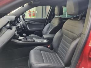 Alfa Romeo Tonale 1.5T Hybrid Veloce - Image 10