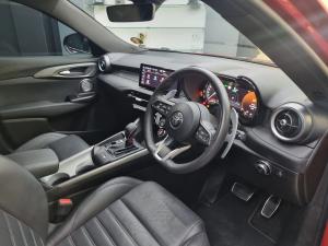 Alfa Romeo Tonale 1.5T Hybrid Veloce - Image 12