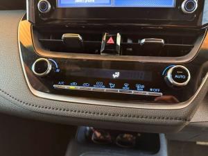 Toyota Corolla 2.0 XR auto - Image 16