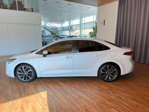 Toyota Corolla 2.0 XR auto - Image 6