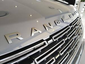 Land Rover Range Rover Velar D300 Dynamic HSE - Image 16