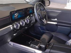 Mercedes-Benz GLB GLB250 Progressive - Image 12