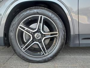 Mercedes-Benz GLA GLA200 Progressive - Image 3