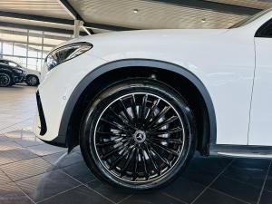 Mercedes-Benz GLC GLC300d 4Matic Avantgarde - Image 16