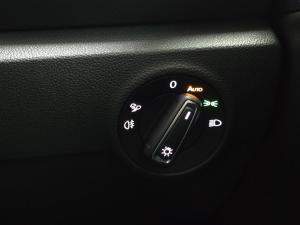 Volkswagen T-Roc 2.0TSI 4Motion Design - Image 17