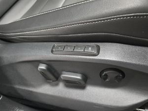 Volkswagen T-Roc 2.0TSI 4Motion Design - Image 21