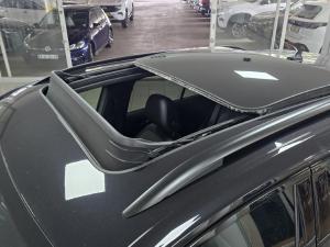 Volkswagen T-Roc 2.0TSI 4Motion Design - Image 25